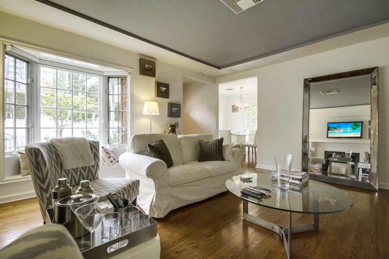 A Touch Of Cape Cod In West Hollywood Vila Los Angeles Exterior foto